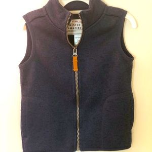 CARTER’S - 3T - Winter vest - good cond